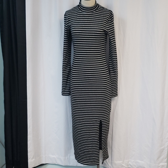 Wild Fable Long Sleeve Striped Dress - Picture 1 of 2